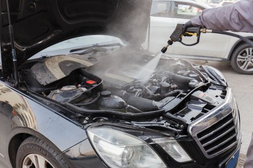 汽车发动机爆缸是什么原因 发动机爆缸怎么处理