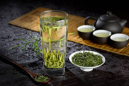 竹叶青茶的功效与作用 喝竹叶青茶的好处