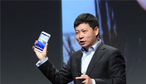 【余承东在华为排几号】余承东表示华为折叠屏5G手机明年年中发布