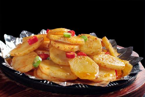 【山椒土豆片的做法大全】山椒土豆片的做法 加点白糖会更提味