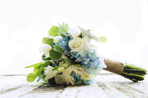 西式婚礼手捧花如何选 西式婚礼手捧花介绍（图片来源：摄图网）