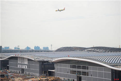 深圳国际会展中心钢结构封顶 今年6月竣工