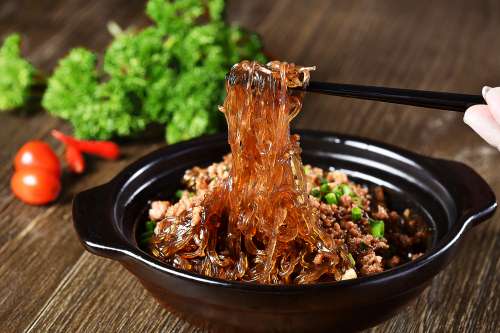 肉末豆豉炖粉条的做法 颜值高味道赞
