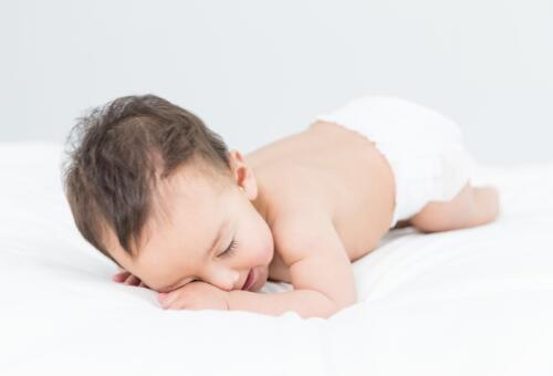 [婴儿缺钙的症状有哪些]婴儿缺钙有哪些症状 这些症状宝妈要重视