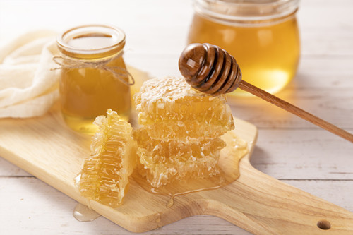  　　蜂蜜有什么好处 蜂蜜的作用与功效