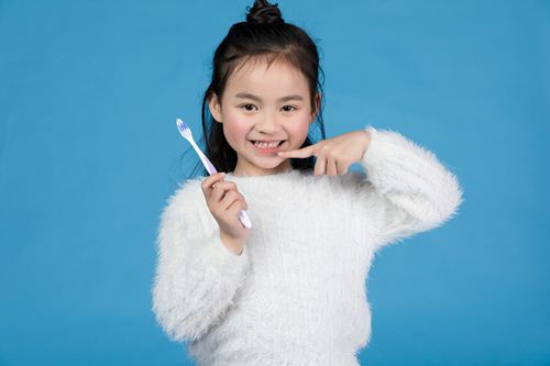 宝宝多大可以用牙刷 宝宝如何选择牙刷