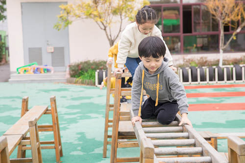2020年有条件的社区至少有1-2所公办幼儿园