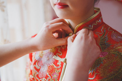 中式嫁衣的款式有哪些 如何挑选中式嫁衣