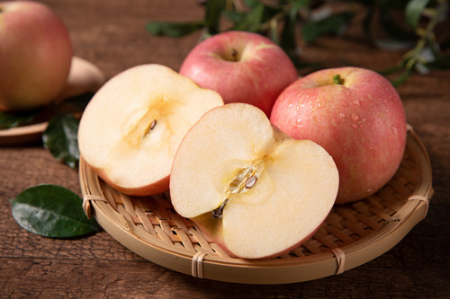 多吃苹果有什么好处 还能减肥瘦身
