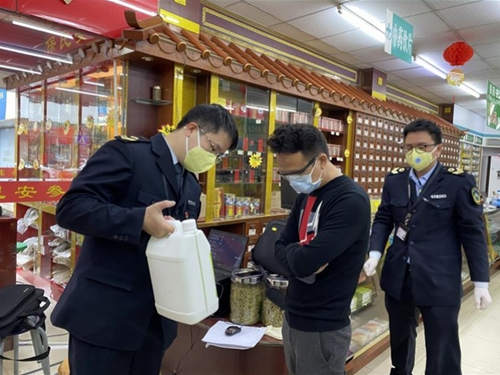 深圳一药店涉嫌销售伪劣84消毒液被查处