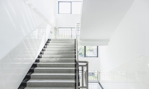 楼梯扶手有哪些材质 楼梯扶手选购方法