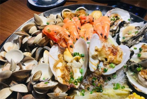 号称深圳最具性价比的海鲜饭店 86元能吃撑