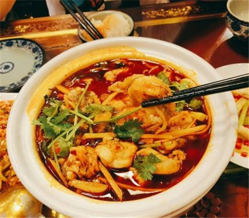 这可能是全深圳最辣的川菜馆 四川人来了也辣哭