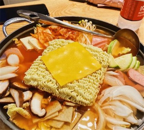 据说是深圳zui便宜的韩国料理 人均50就够