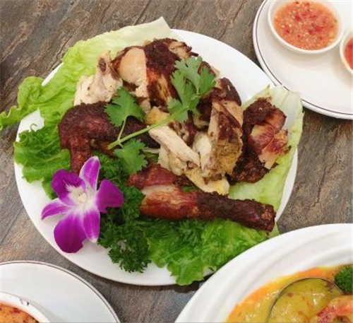号称蛇口zui平价的泰国菜 人均80就能吃撑
