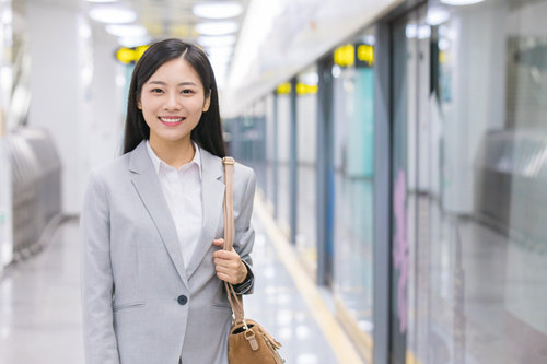 地铁1号线华侨城东站出入口信息及公交接驳站大全