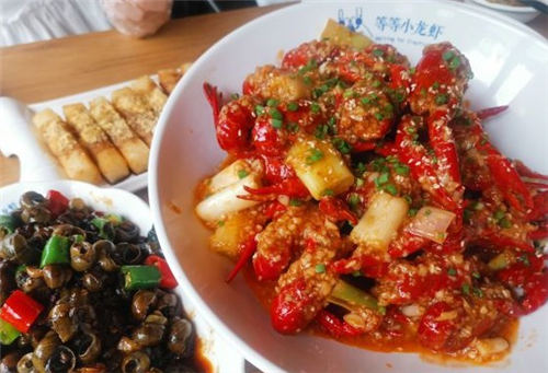 深圳龙华地铁沿线人气美食盘点 这5家百吃不腻