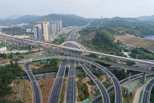 深圳外环高速深圳段本月底通车 93公里5G全覆盖