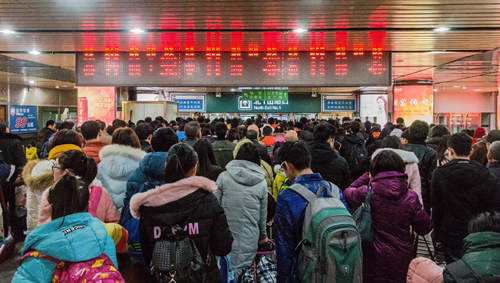 深圳汽车站已开售春运汽车票 火车票明始发售