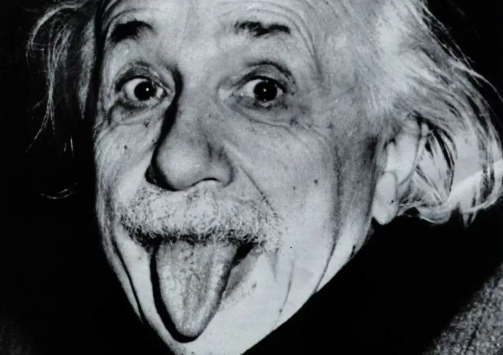 大学教授称推翻爱因斯坦相对论!知情人透露真实情况!