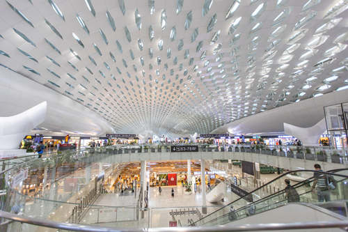深圳机场三跑道可容世界最大客机起降