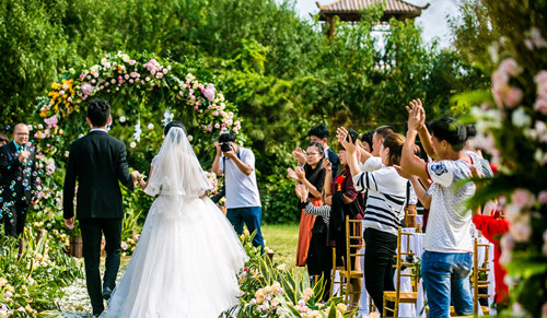 深圳结婚入户口需要什么材料 结婚多久可以迁户口