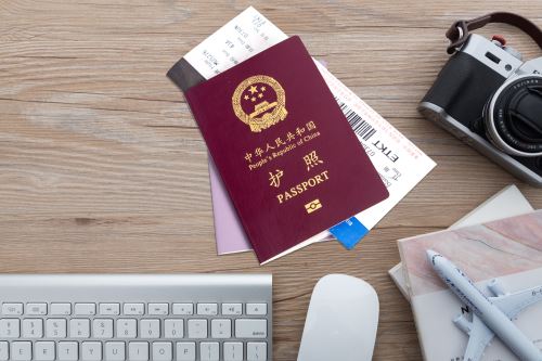 护照过期签证没过期怎么办