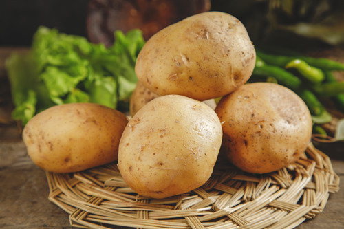 土豆怎么保存不发绿不长牙 土豆的保存方法
