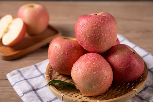 多吃苹果有什么好处 还可治疗高血压