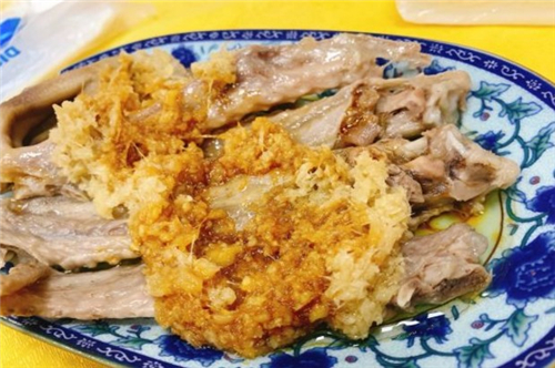深圳宝安这家盐焗鸡一买就是30年 味道香到入魂
