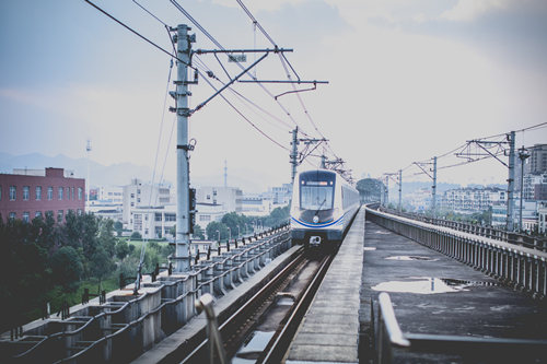 地铁动态!深圳地铁10号线预计8月开通
