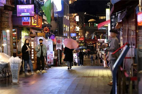 韩教师去夜店致6名学生感染 谎称无业隐瞒行程
