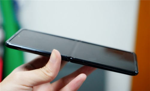 三星Galaxy Z Flip3折叠机曝光 将不支持5G